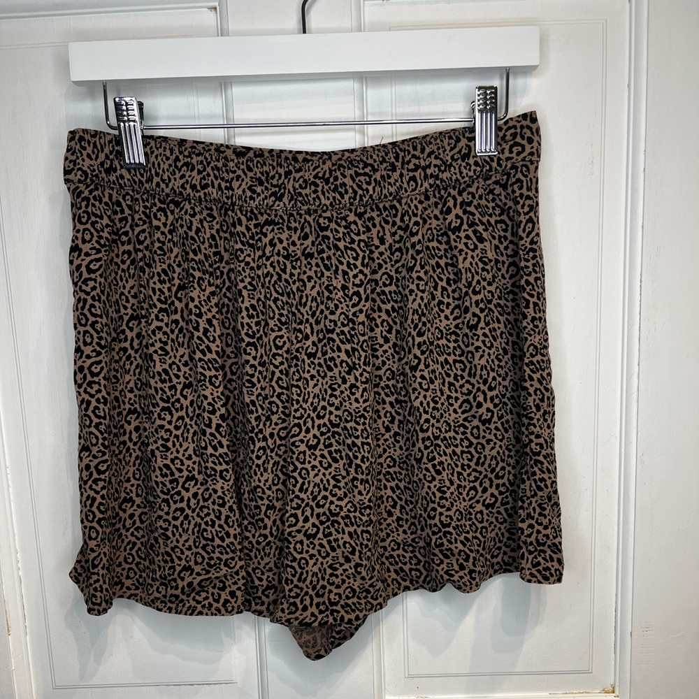 American eagle cheetah print short